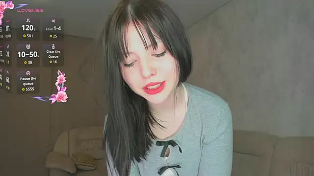 Snapshot of JaneMolane chatting on April 5, 2026, 2:25 pm JaneMolane online show from April 5, 2026, 2:25 pm