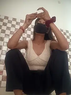 Sexy  Nora online show from March 12, 2026, 5:13 am