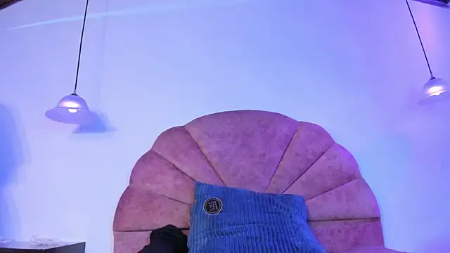 Brenda Tina online show from January 14, 2026, 7:41 pm