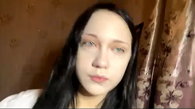 ZeeHope online show from December 4, 2025, 1:09 pm