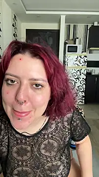 MurrbyAliceMoore online show from December 4, 2025, 10:18 pm