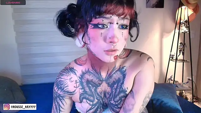 AryRousse online show from July 24, 2026, 11:47 pm