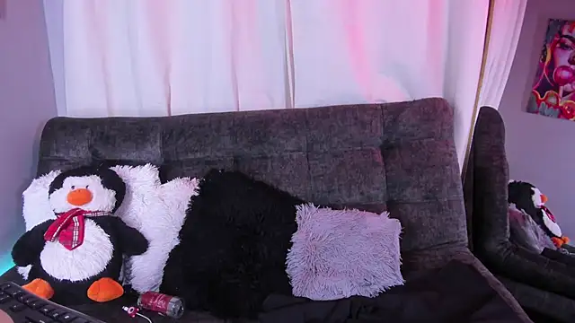 Snapshot of BonnieRitz chatting on November 30, 2025, 12:47 am BonnieRitz online show from November 30, 2025, 12:47 am