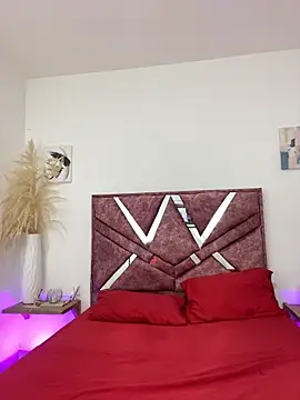 ZahhyGrey online show from February 2, 2026, 8:40 pm