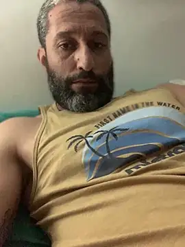 Calientesensible online show from March 23, 2026, 3:32 am