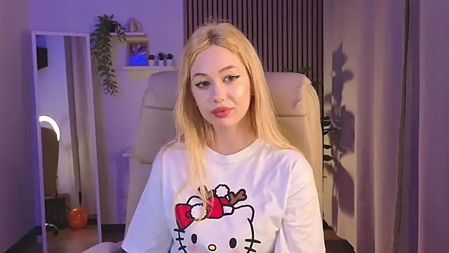 Snapshot of _K1sa_ chatting on November 30, 2025, 9:13 am K1sa online show from November 30, 2025, 9:13 am