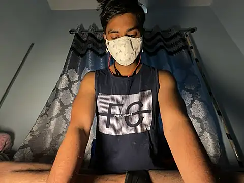 Snapshot of hunterboy2001 chatting on January 16, 2026, 11:03 am hunterboy2001 online show from January 16, 2026, 11:03 am