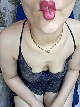 Snapshot of deva-sexy chatting on December 18, 2025, 10:38 pm deva-sexy online show from December 18, 2025, 10:38 pm