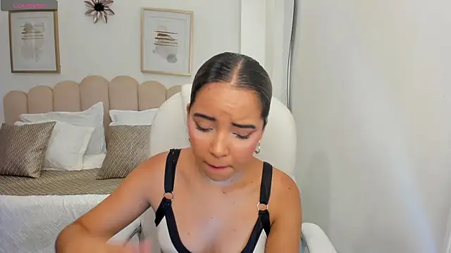 alana martiins online show from May 18, 2026, 7:09 pm