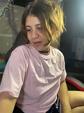 dakota021 online show from May 7, 2026, 11:54 pm