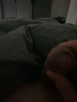 Snapshot of Magicboysz chatting on December 4, 2025, 7:39 am Magicboysz online show from December 4, 2025, 7:39 am