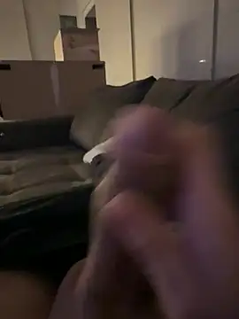 Snapshot of Magicboysz chatting on March 15, 2026, 8:48 pm Magicboysz online show from March 15, 2026, 8:48 pm