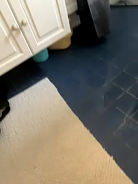 Snapshot of DutchMiracle26 chatting on December 2, 2025, 1:39 pm DutchMiracle26 online show from December 2, 2025, 1:39 pm