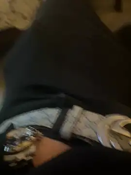 Snapshot of DutchMiracle26 chatting on February 22, 2026, 10:08 pm DutchMiracle26 online show from February 22, 2026, 10:08 pm