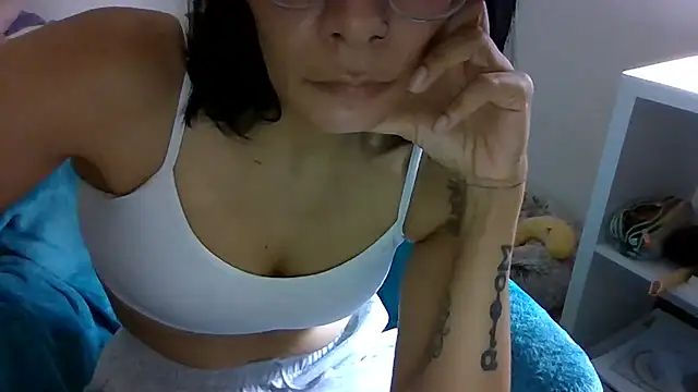 Snapshot of annemassa chatting on July 21, 2026, 11:34 am annemassa online show from July 21, 2026, 11:34 am