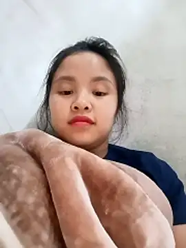 Pretty-haert online show from March 8, 2026, 2:21 pm