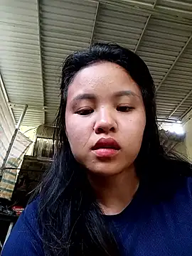 Pretty-haert online show from April 4, 2026, 9:07 am