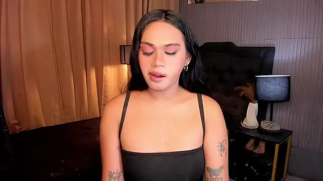 asianhugecockjulia online show from February 1, 2026, 11:36 pm