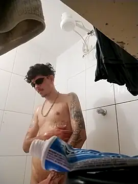 Lucasmk777 online show from December 17, 2025, 12:00 pm