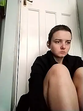 Amy01112 online show from January 14, 2026, 2:44 pm