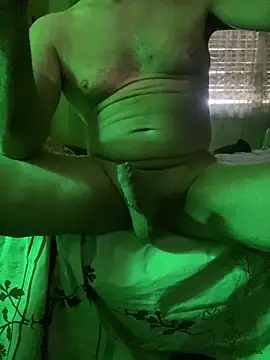 Petebulimia online show from February 9, 2026, 3:16 pm