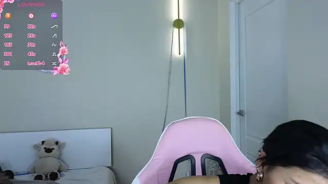 Snapshot of mimiicherry chatting on March 5, 2026, 3:13 am mimiicherry online show from March 5, 2026, 3:13 am