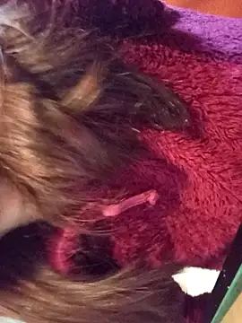 gatitachula93 online show from March 10, 2026, 7:24 am