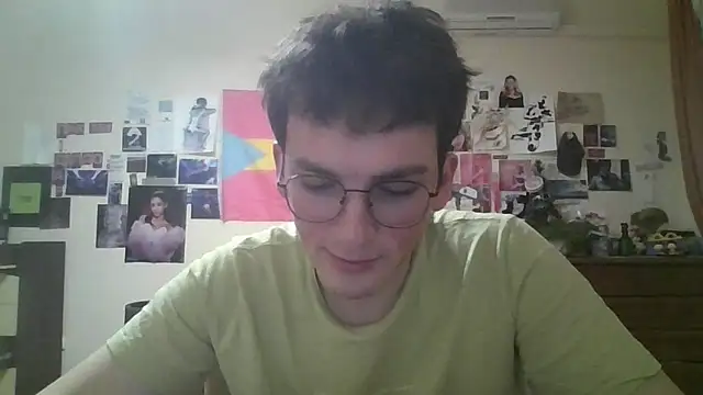 Snapshot of leo_cutie chatting on March 12, 2026, 8:26 pm leo cutie online show from March 12, 2026, 8:26 pm