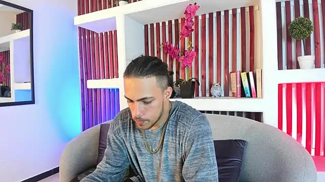 Snapshot of PatrickS25 chatting on February 24, 2026, 4:10 am PatrickS25 online show from February 24, 2026, 4:10 am