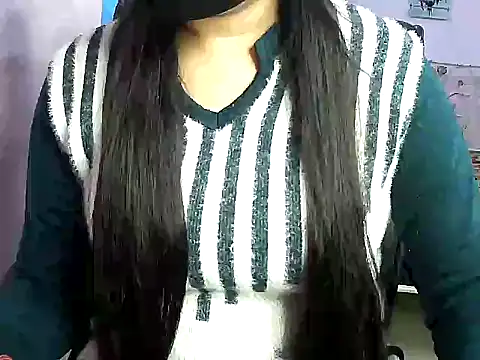 naughty-prachi online show from December 17, 2025, 9:04 am