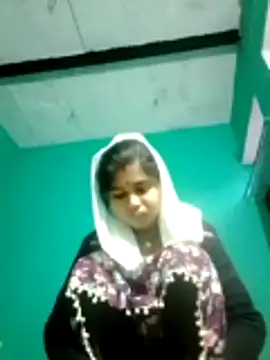 Snapshot of Big_hot44 chatting on December 21, 2025, 1:24 am Big hot44 online show from December 21, 2025, 1:24 am