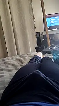 Olewrench35 online show from December 19, 2025, 5:53 pm