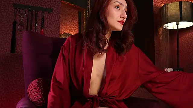 Snapshot of Roxa_Lana chatting on May 9, 2026, 2:44 pm Roxa Lana online show from May 9, 2026, 2:44 pm