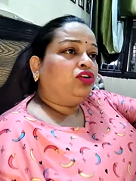 Sexey-Model21 online show from May 8, 2026, 10:09 am