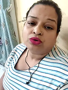 Sexey-Model21 online show from May 29, 2026, 3:21 pm