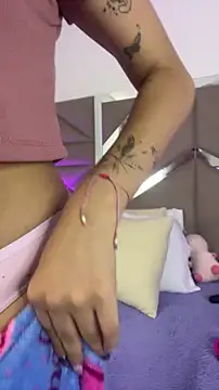 Dreammy Kitty online show from April 20, 2026, 1:14 pm