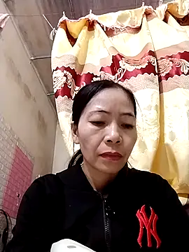 Snapshot of Cool-iponk chatting on December 15, 2025, 1:21 am Cool-iponk online show from December 15, 2025, 1:21 am