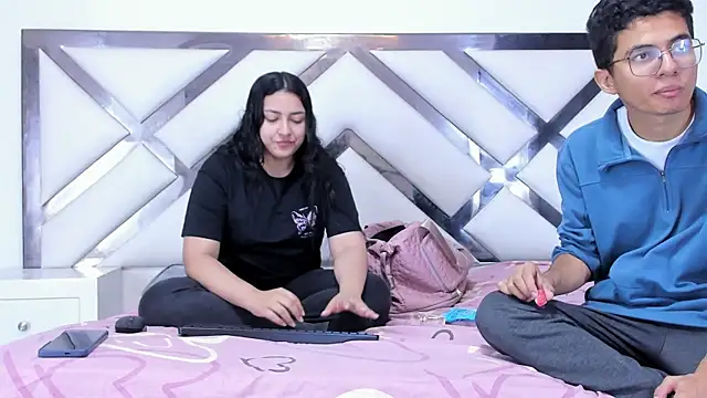 Alexandmelyy online show from December 16, 2025, 12:32 pm