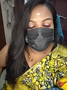 Snapshot of Tamil_Shara chatting on June 9, 2026, 7:36 pm Tamil Shara online show from June 9, 2026, 7:36 pm