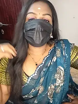 Snapshot of Tamil_Shara chatting on July 6, 2026, 3:47 pm Tamil Shara online show from July 6, 2026, 3:47 pm