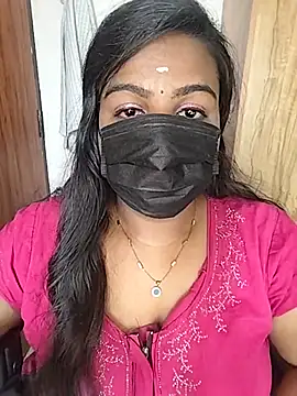 Snapshot of Tamil_Shara chatting on July 20, 2026, 10:39 am Tamil Shara online show from July 20, 2026, 10:39 am