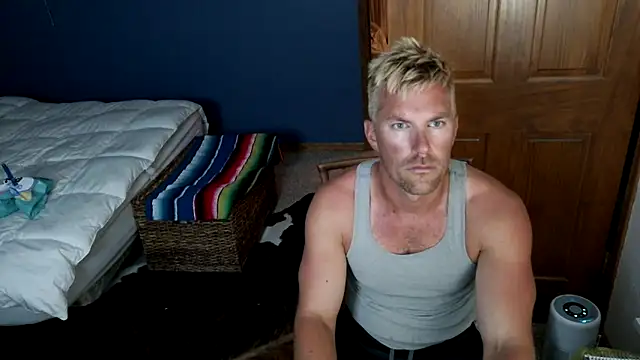 Snapshot of SpunRedneck chatting on June 7, 2026, 2:16 am SpunRedneck online show from June 7, 2026, 2:16 am