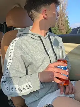 Davide9910x online show from March 12, 2026, 3:18 pm