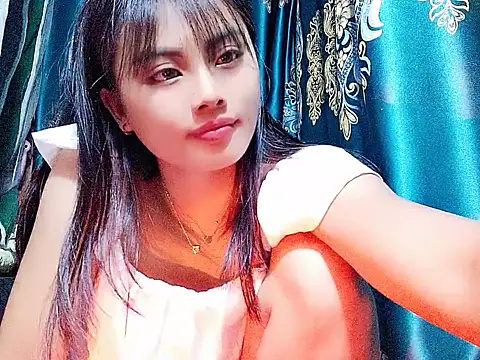 Nana569 online show from April 2, 2026, 3:20 pm