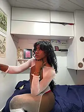 KEIKEI o online show from March 21, 2026, 1:43 am