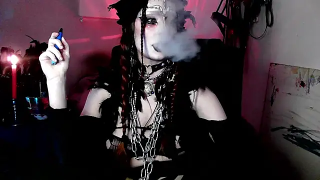 EmpressMorrigan online show from January 15, 2026, 1:48 pm