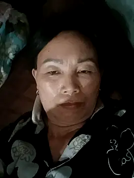 Snapshot of Lili-123k chatting on May 28, 2026, 8:44 am Lili-123k online show from May 28, 2026, 8:44 am