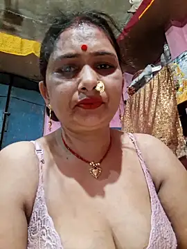 Your-shreya143 online show from May 23, 2026, 9:52 pm