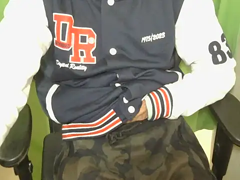 Snapshot of Michal_Fransis chatting on January 13, 2026, 4:56 pm Michal Fransis online show from January 13, 2026, 4:56 pm