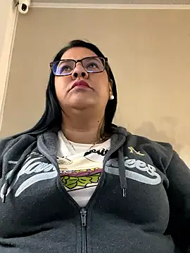 Carameloswing1 online show from January 11, 2026, 12:54 pm